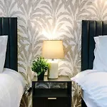 Boutique Sleep 12