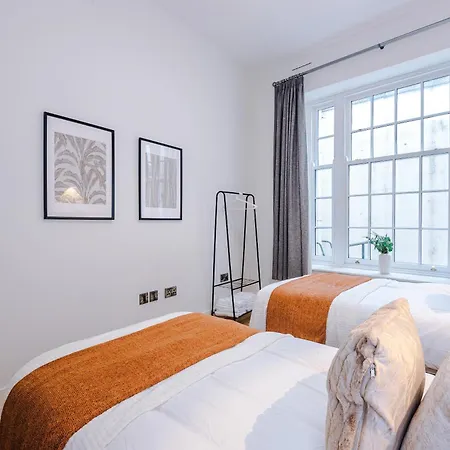 Boutique Sleep 12 Апартаменты *