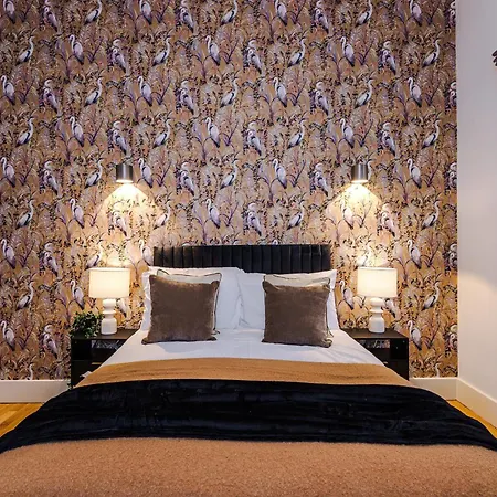 Boutique Sleep 12 *