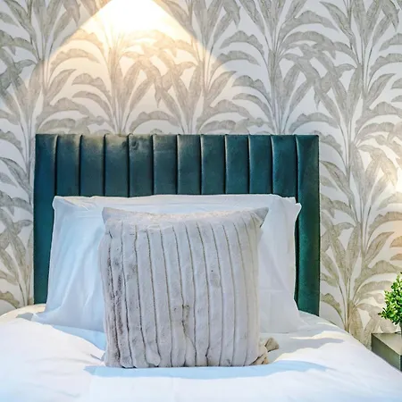 Boutique Sleep 12 *